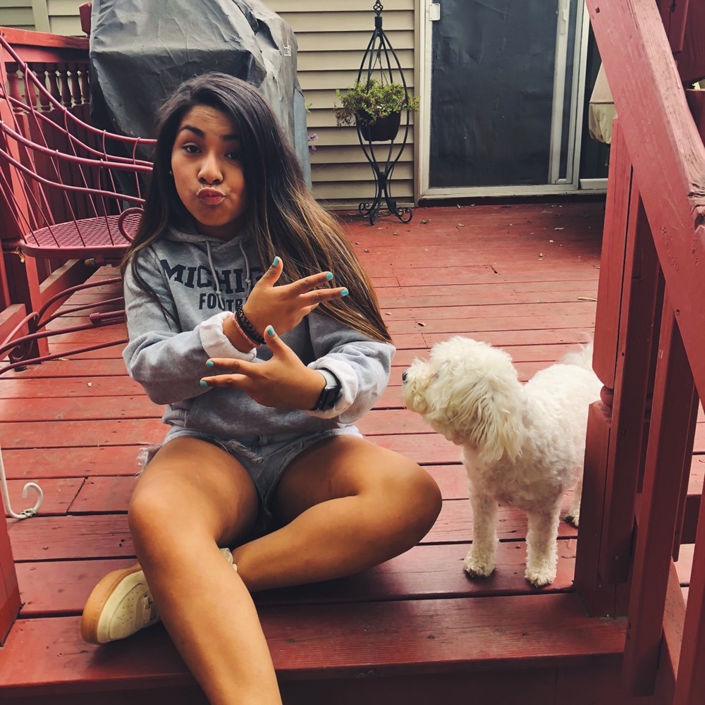 Meet your Posher, Monse